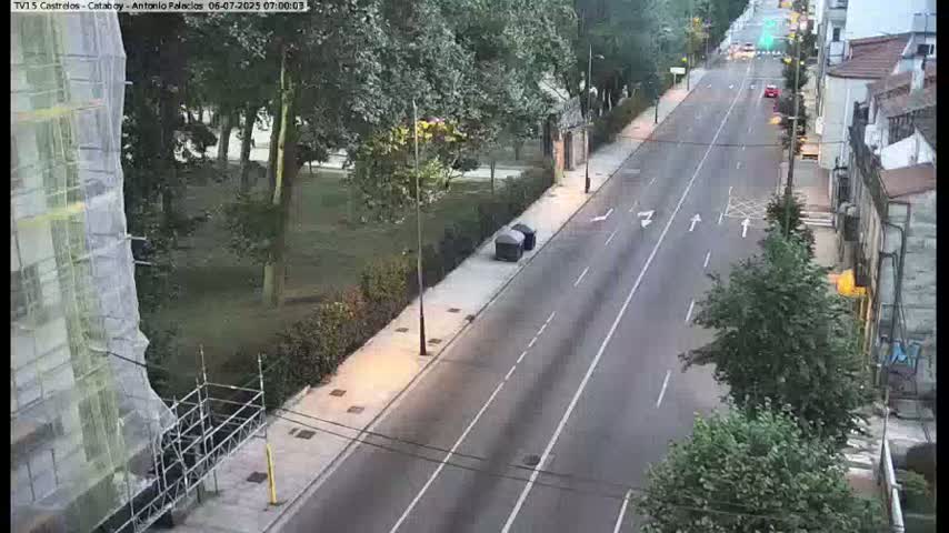 Vigo, Avenida de Antonio Palacios & Castrelos Avenue Live Cam - Pontevedra, Galicia, Spain