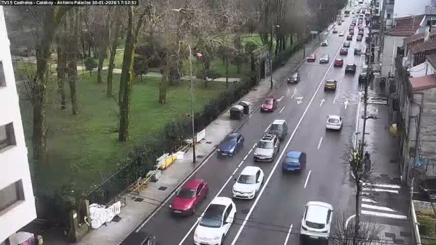 Vigo, Avenida de Antonio Palacios & Castrelos Avenue Live Cam - Pontevedra, Galicia, Spain