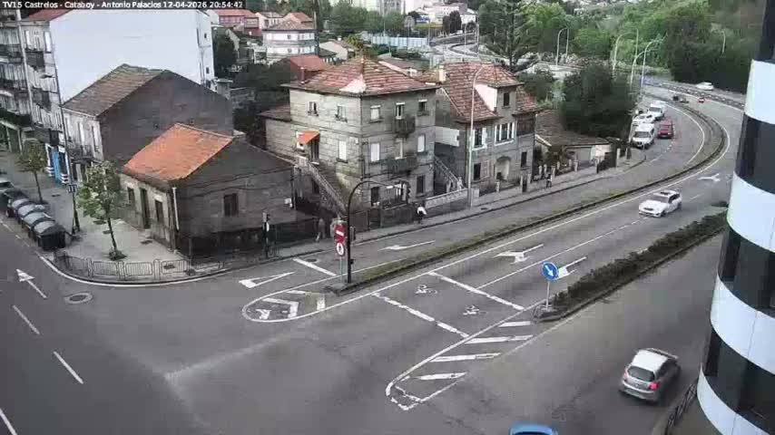Vigo, Avenida de Antonio Palacios & Castrelos Avenue Live Cam - Pontevedra, Galicia, Spain