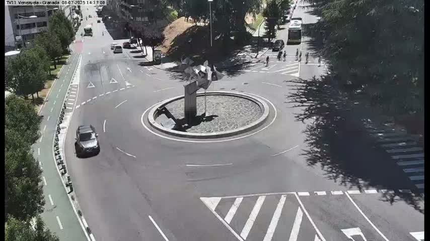 Vigo, Parque  Monte de Castro Park Area & Junction Live Cam - Pontevedra, Galicia, Spain