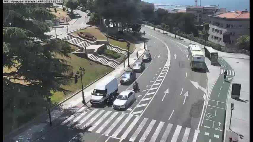 Vigo, Parque  Monte de Castro Park Area & Junction Live Cam - Pontevedra, Galicia, Spain