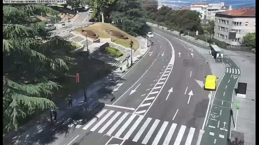 Vigo, Parque  Monte de Castro Park Area & Junction Live Cam - Pontevedra, Galicia, Spain