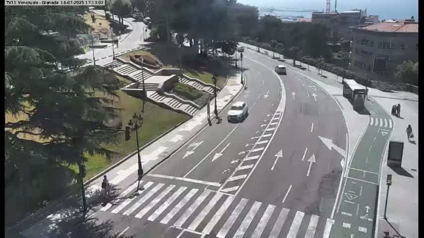 Vigo, Parque  Monte de Castro Park Area & Junction Live Cam - Pontevedra, Galicia, Spain