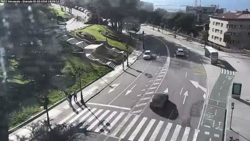 Vigo, Parque  Monte de Castro Park Area & Junction Live Cam - Pontevedra, Galicia, Spain