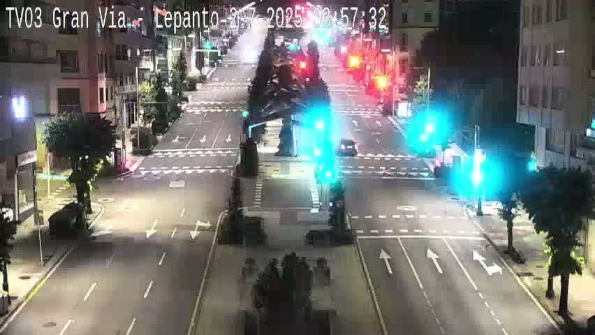 Avenida Gran Vía Avenue & Rua Lepanto Live Cam - Pontevedra, Galicia, Spain