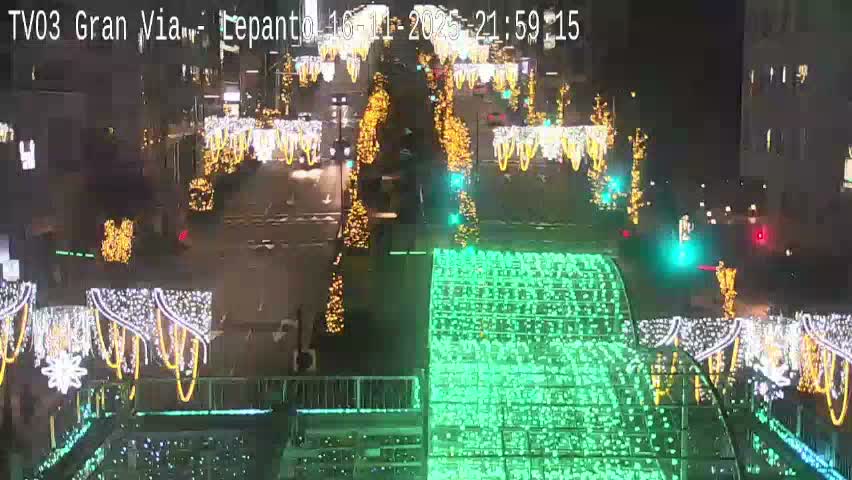 Avenida Gran Vía Avenue & Rua Lepanto Live Cam - Pontevedra, Galicia, Spain