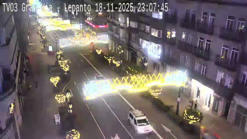 Avenida Gran Vía Avenue & Rua Lepanto Live Cam - Pontevedra, Galicia, Spain