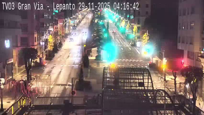 Avenida Gran Vía Avenue & Rua Lepanto Live Cam - Pontevedra, Galicia, Spain
