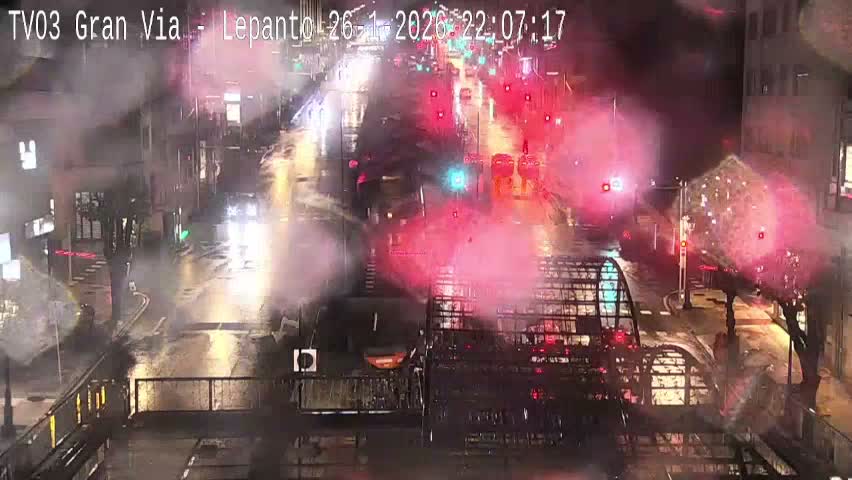 Avenida Gran Vía Avenue & Rua Lepanto Live Cam - Pontevedra, Galicia, Spain
