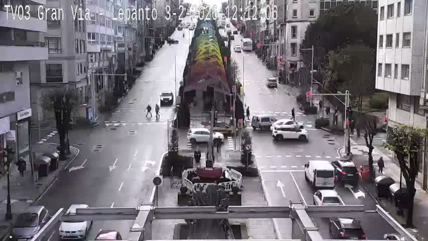 Avenida Gran Vía Avenue & Rua Lepanto Live Cam - Pontevedra, Galicia, Spain