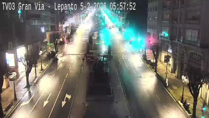 Avenida Gran Vía Avenue & Rua Lepanto Live Cam - Pontevedra, Galicia, Spain
