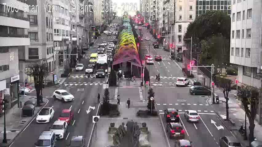 Avenida Gran Vía Avenue & Rua Lepanto Live Cam - Pontevedra, Galicia, Spain