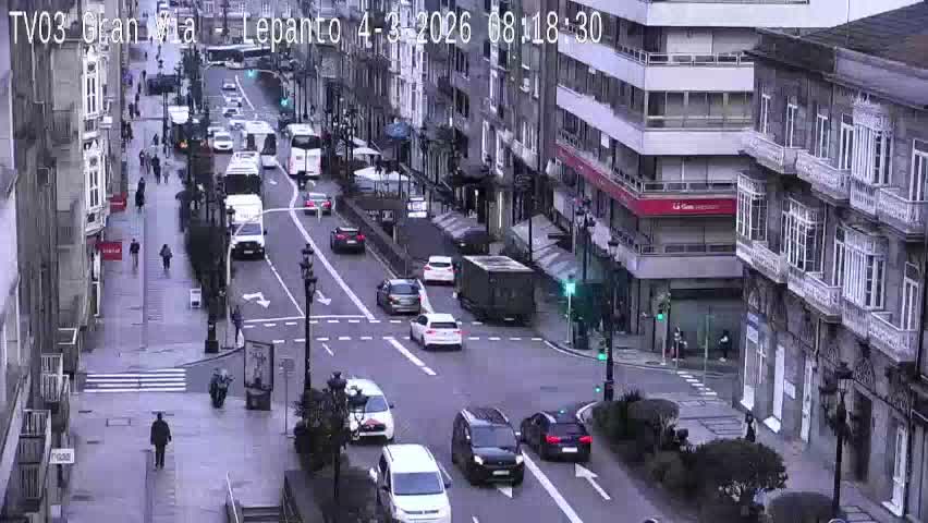 Avenida Gran Vía Avenue & Rua Lepanto Live Cam - Pontevedra, Galicia, Spain