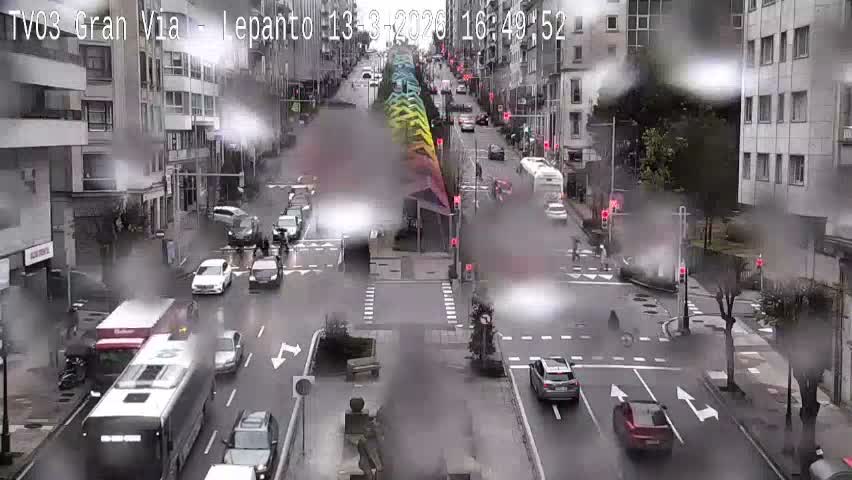 Avenida Gran Vía Avenue & Rua Lepanto Live Cam - Pontevedra, Galicia, Spain
