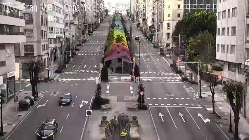 Avenida Gran Vía Avenue & Rua Lepanto Live Cam - Pontevedra, Galicia, Spain