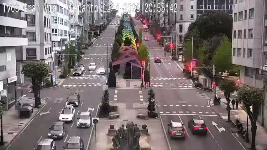 Avenida Gran Vía Avenue & Rua Lepanto Live Cam - Pontevedra, Galicia, Spain