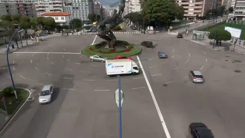 Vigo, Plaza de España Square Live Cam - Pontevedra, Galicia, Spain
