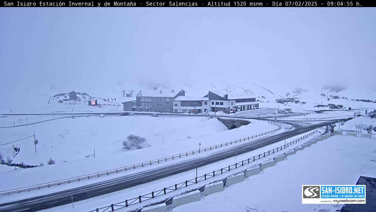 Estación San Isidro Hotel Area Live Cam - León, Castile&Leon, Spain