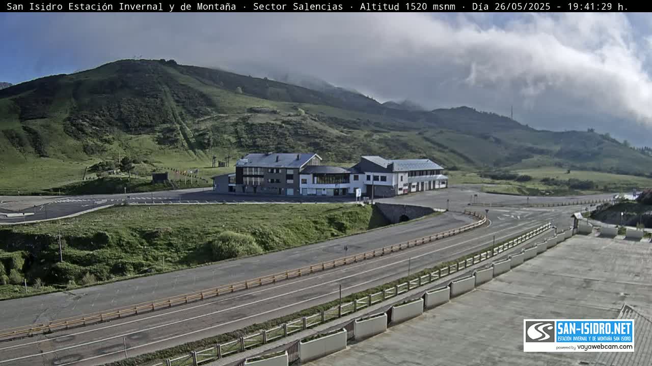 Estación San Isidro Hotel Area Live Cam - León, Castile&Leon, Spain