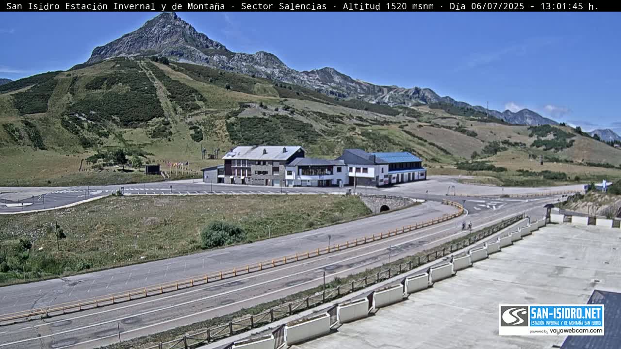 Estación San Isidro Hotel Area Live Cam - León, Castile&Leon, Spain