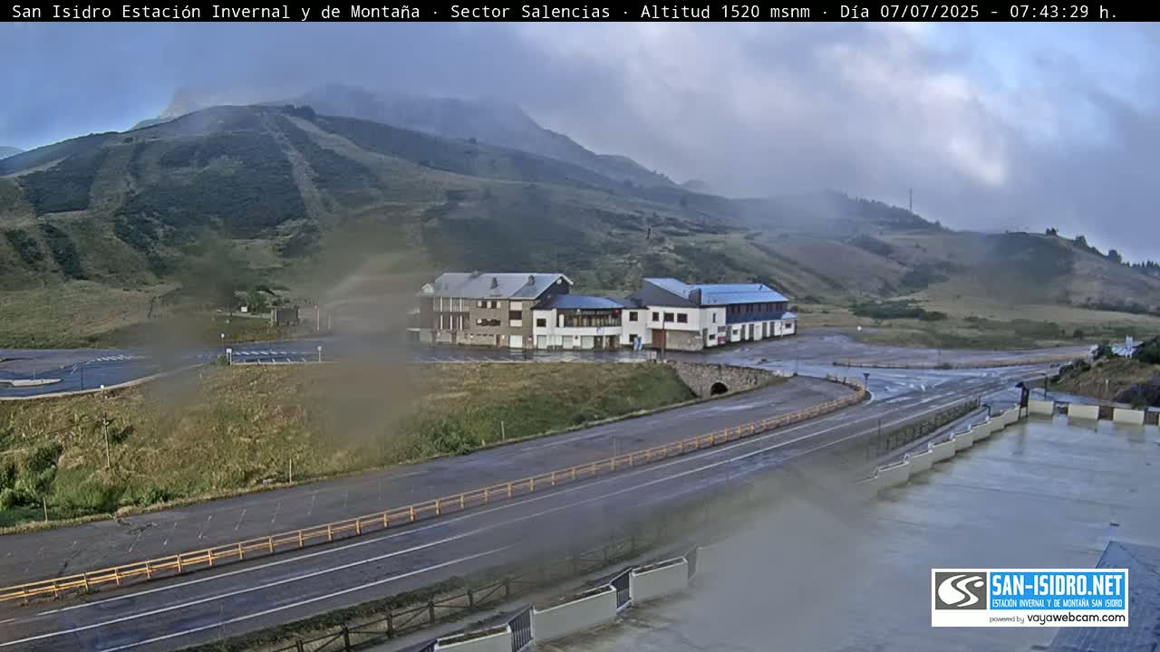 Estación San Isidro Hotel Area Live Cam - León, Castile&Leon, Spain