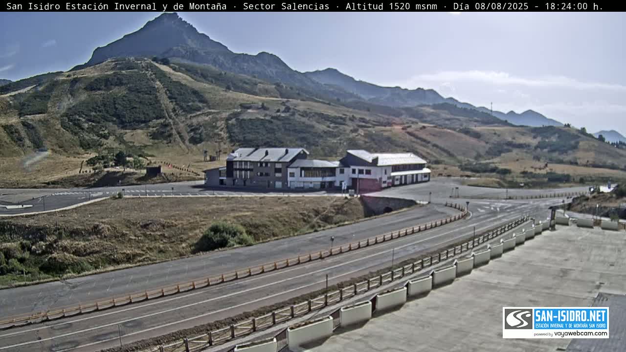 Estación San Isidro Hotel Area Live Cam - León, Castile&Leon, Spain