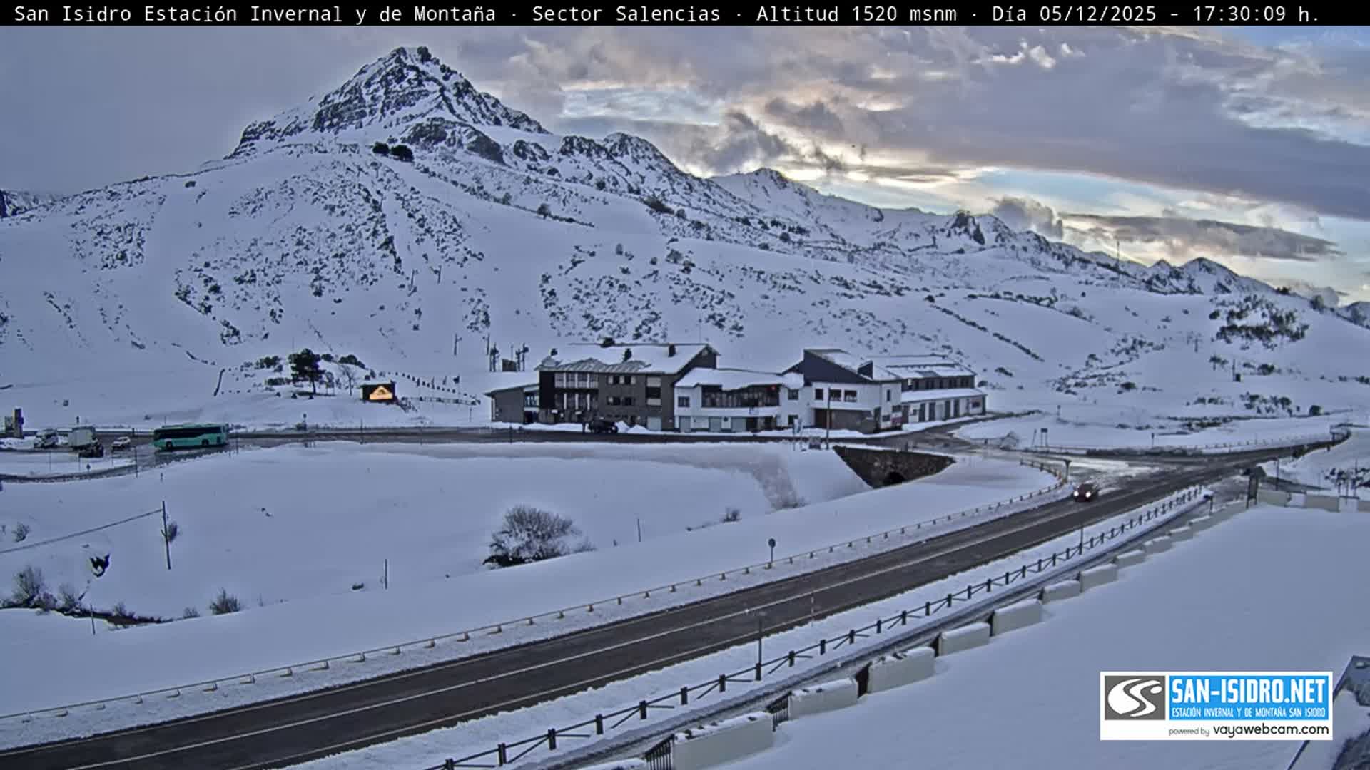 Estación San Isidro Hotel Area Live Cam - León, Castile&Leon, Spain