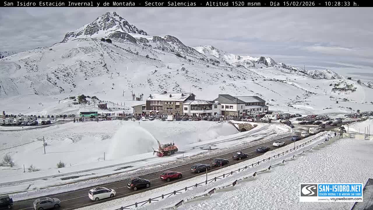 Estación San Isidro Hotel Area Live Cam - León, Castile&Leon, Spain