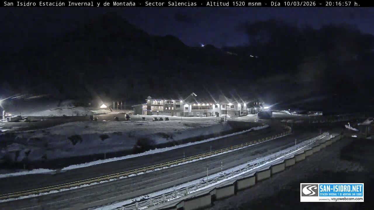 Estación San Isidro Hotel Area Live Cam - León, Castile&Leon, Spain