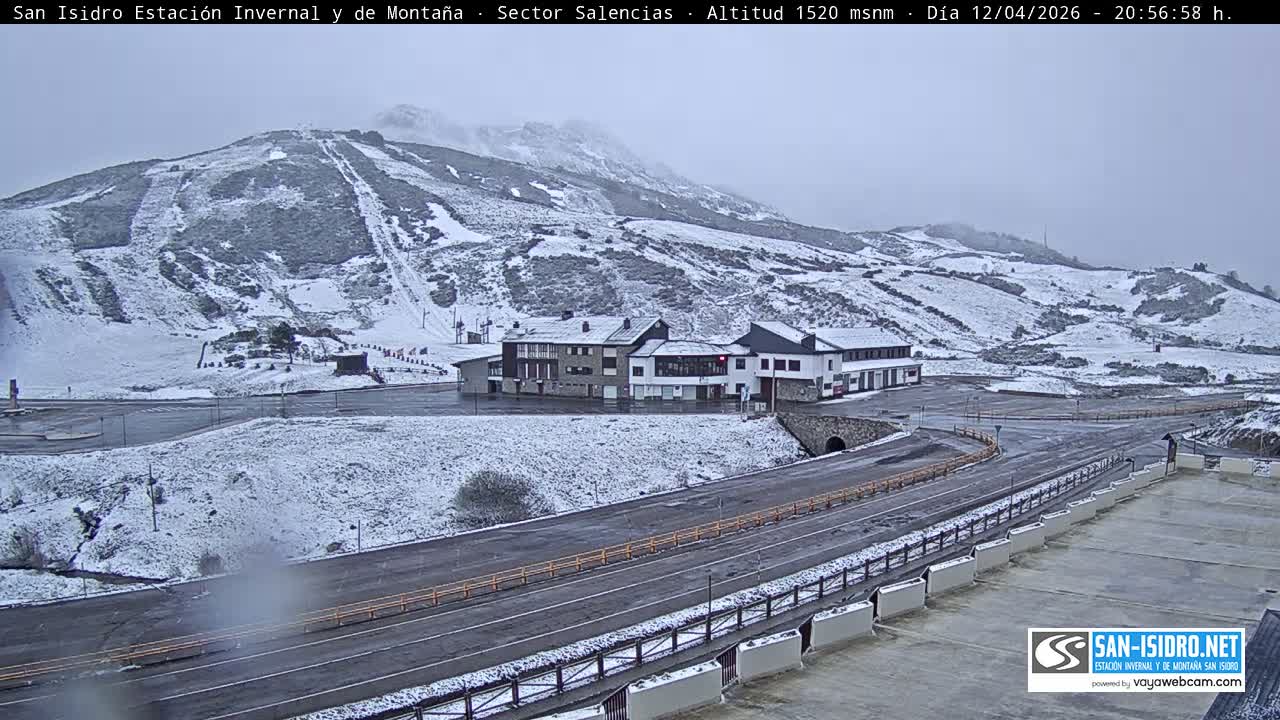 Estación San Isidro Hotel Area Live Cam - León, Castile&Leon, Spain