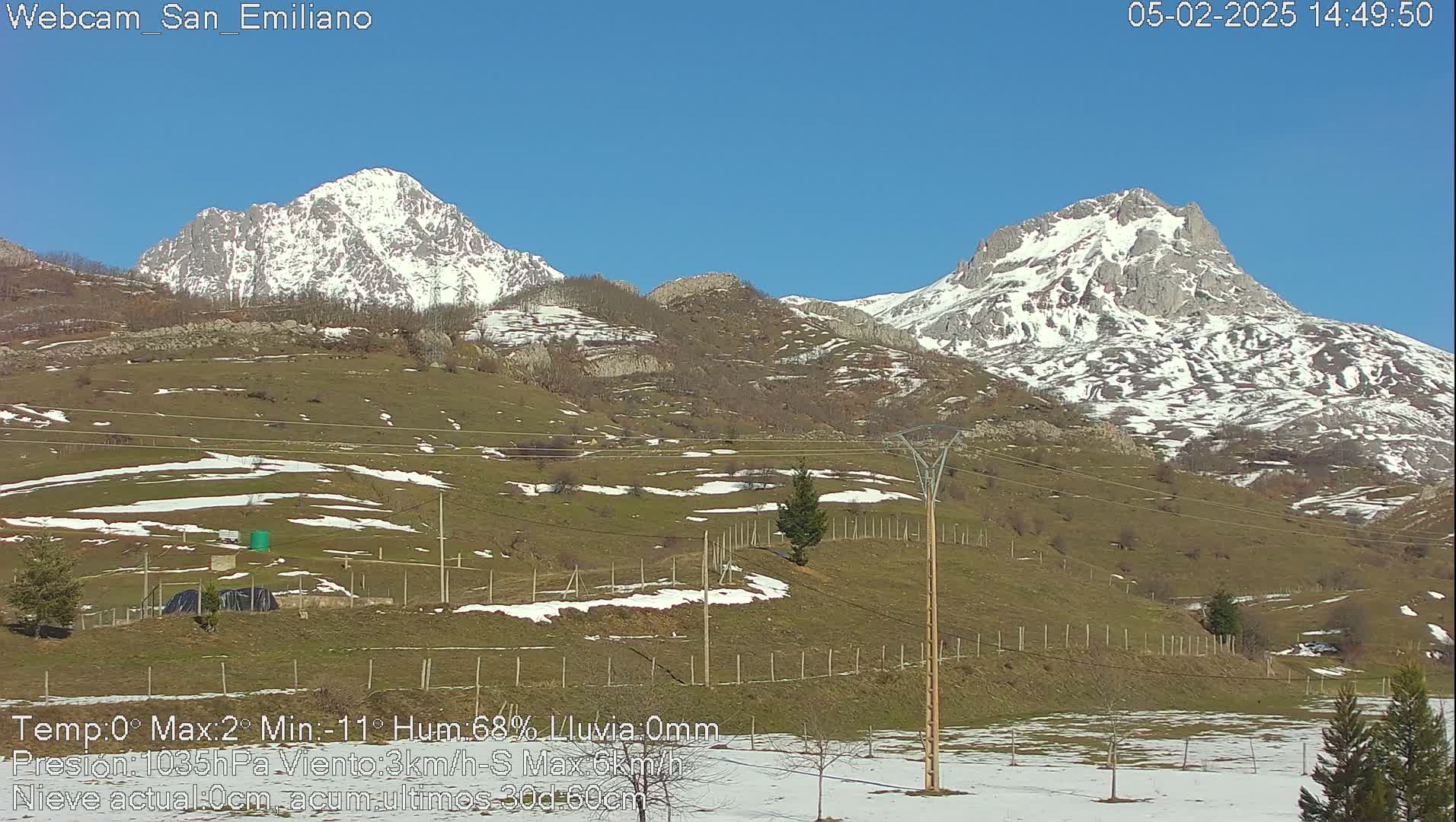 Peña Ubiña (Ubina Mount Peaks) From Babia  Panaromic Live Cam - León, Castile&Leon, Spain