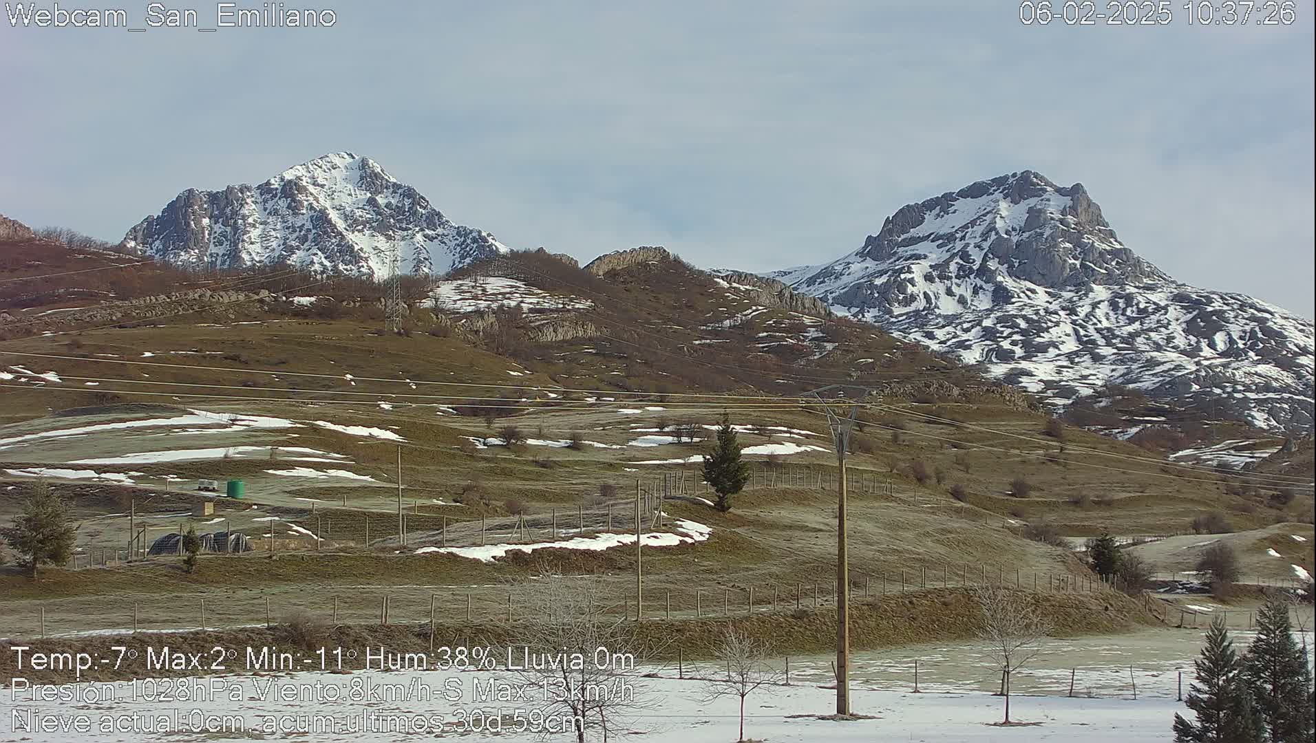 Peña Ubiña (Ubina Mount Peaks) From Babia  Panaromic Live Cam - León, Castile&Leon, Spain