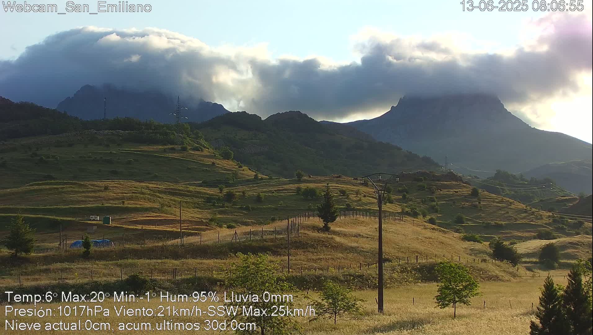 Peña Ubiña (Ubina Mount Peaks) From Babia  Panaromic Live Cam - León, Castile&Leon, Spain