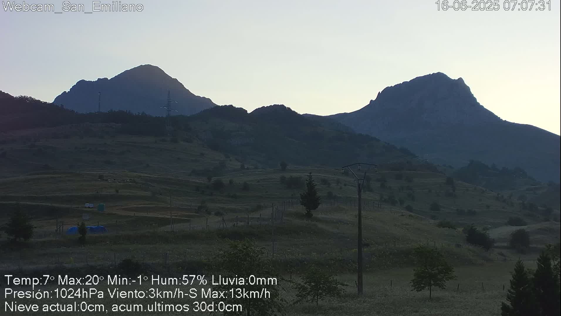 Peña Ubiña (Ubina Mount Peaks) From Babia  Panaromic Live Cam - León, Castile&Leon, Spain