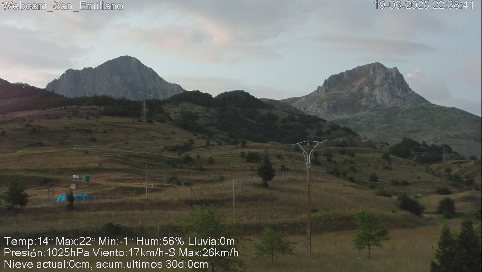 Peña Ubiña (Ubina Mount Peaks) From Babia  Panaromic Live Cam - León, Castile&Leon, Spain