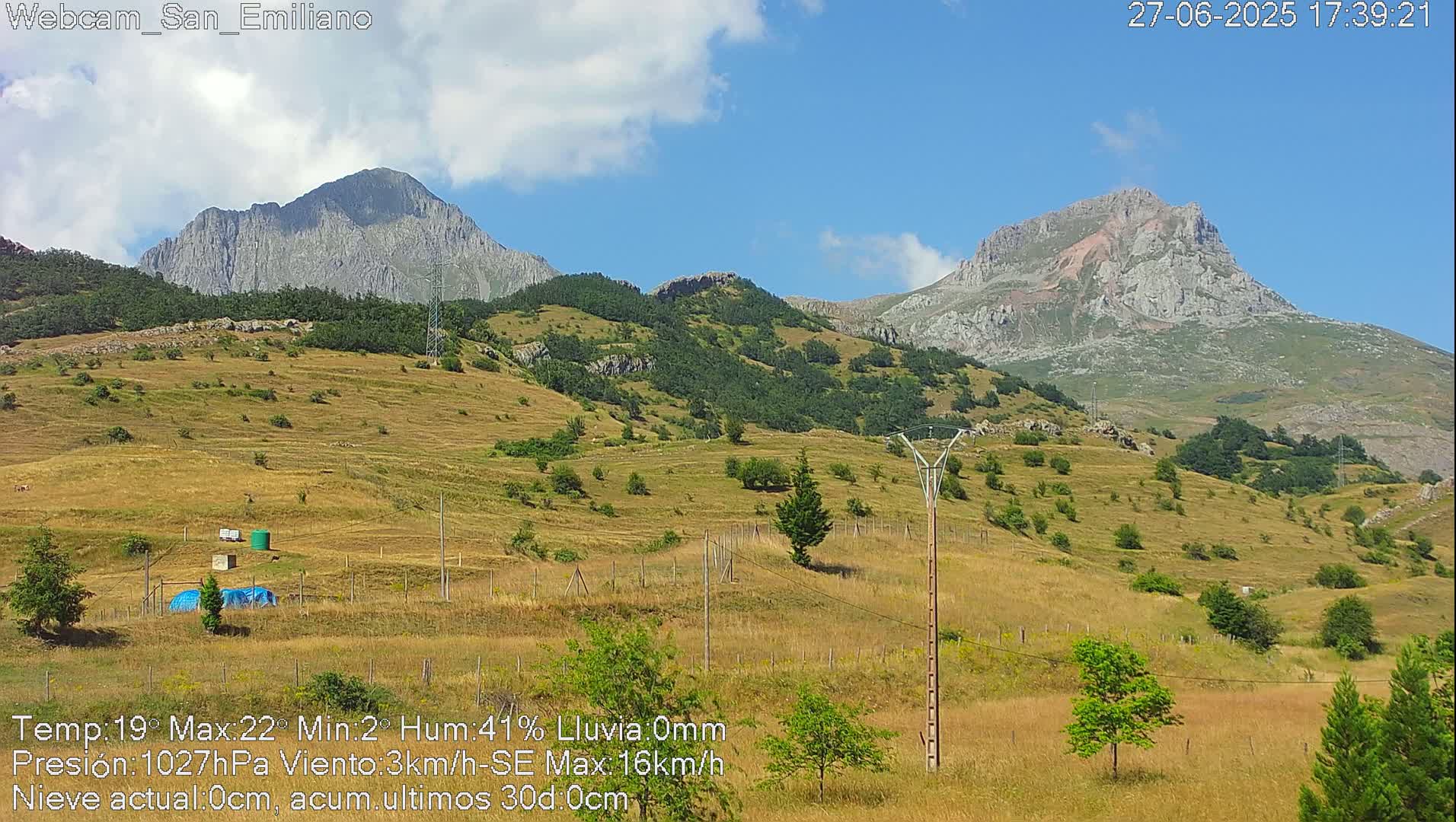 Peña Ubiña (Ubina Mount Peaks) From Babia  Panaromic Live Cam - León, Castile&Leon, Spain