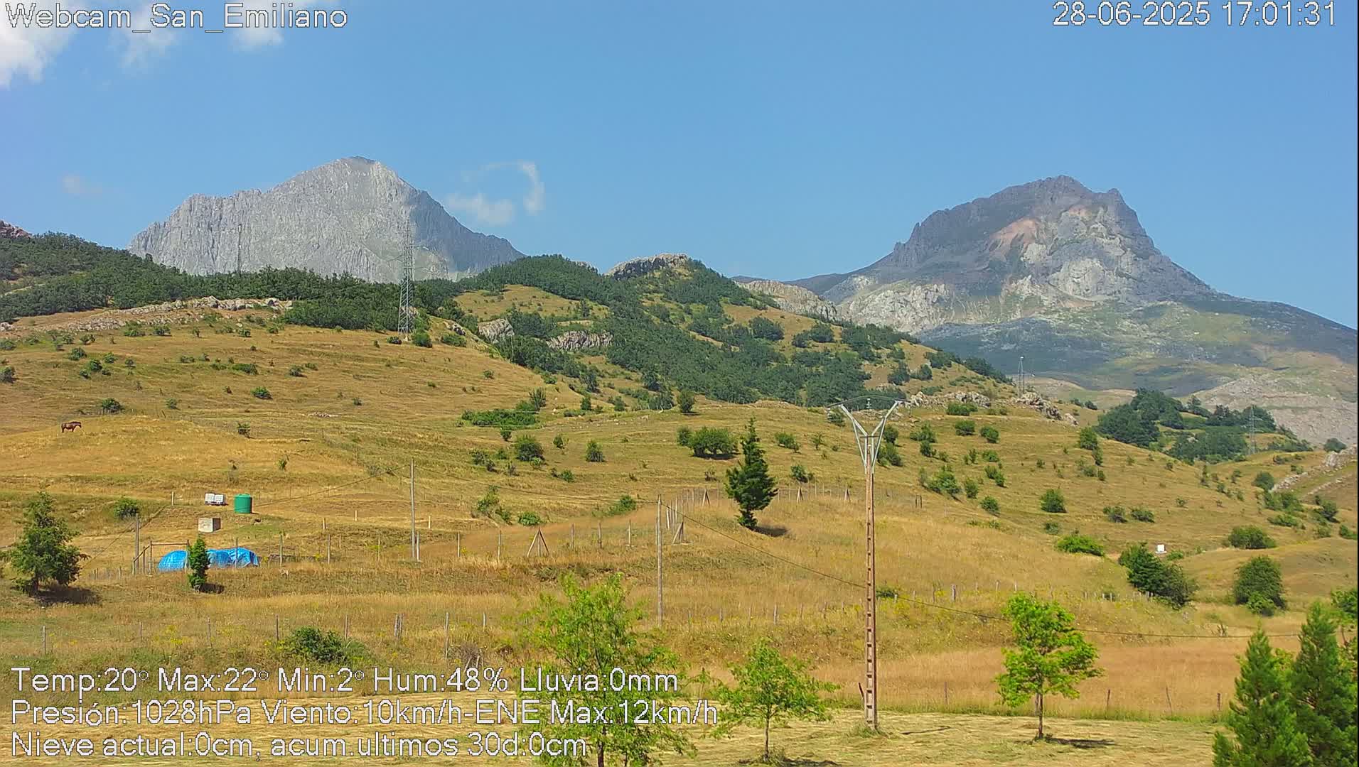 Peña Ubiña (Ubina Mount Peaks) From Babia  Panaromic Live Cam - León, Castile&Leon, Spain