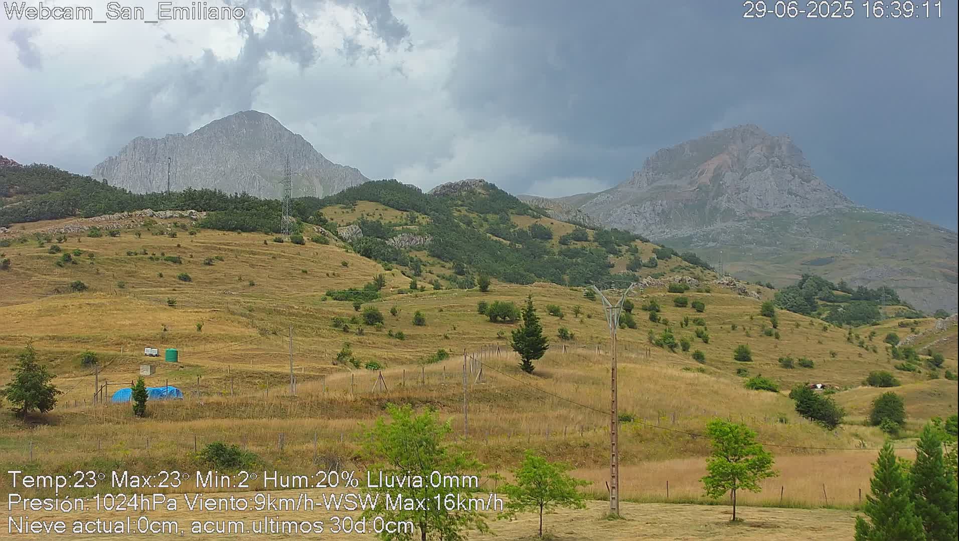 Peña Ubiña (Ubina Mount Peaks) From Babia  Panaromic Live Cam - León, Castile&Leon, Spain