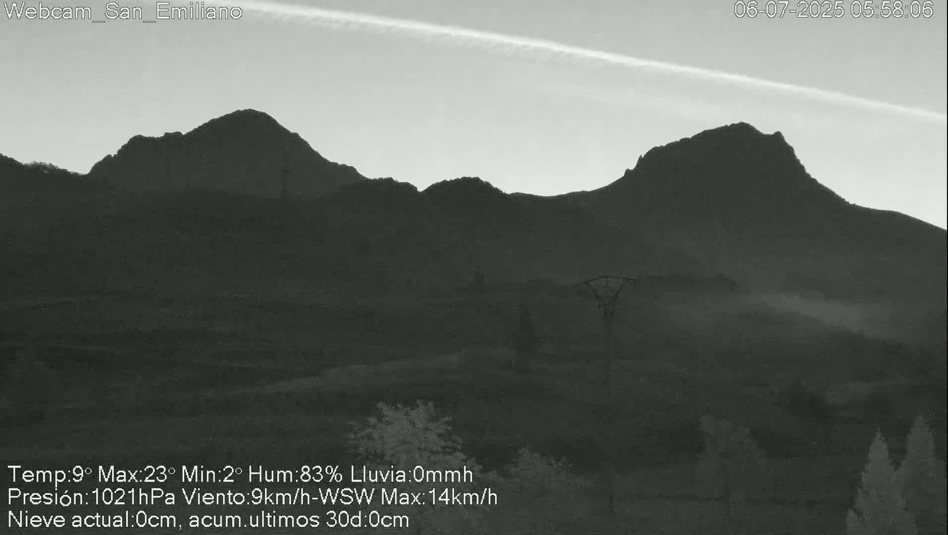 Peña Ubiña (Ubina Mount Peaks) From Babia  Panaromic Live Cam - León, Castile&Leon, Spain