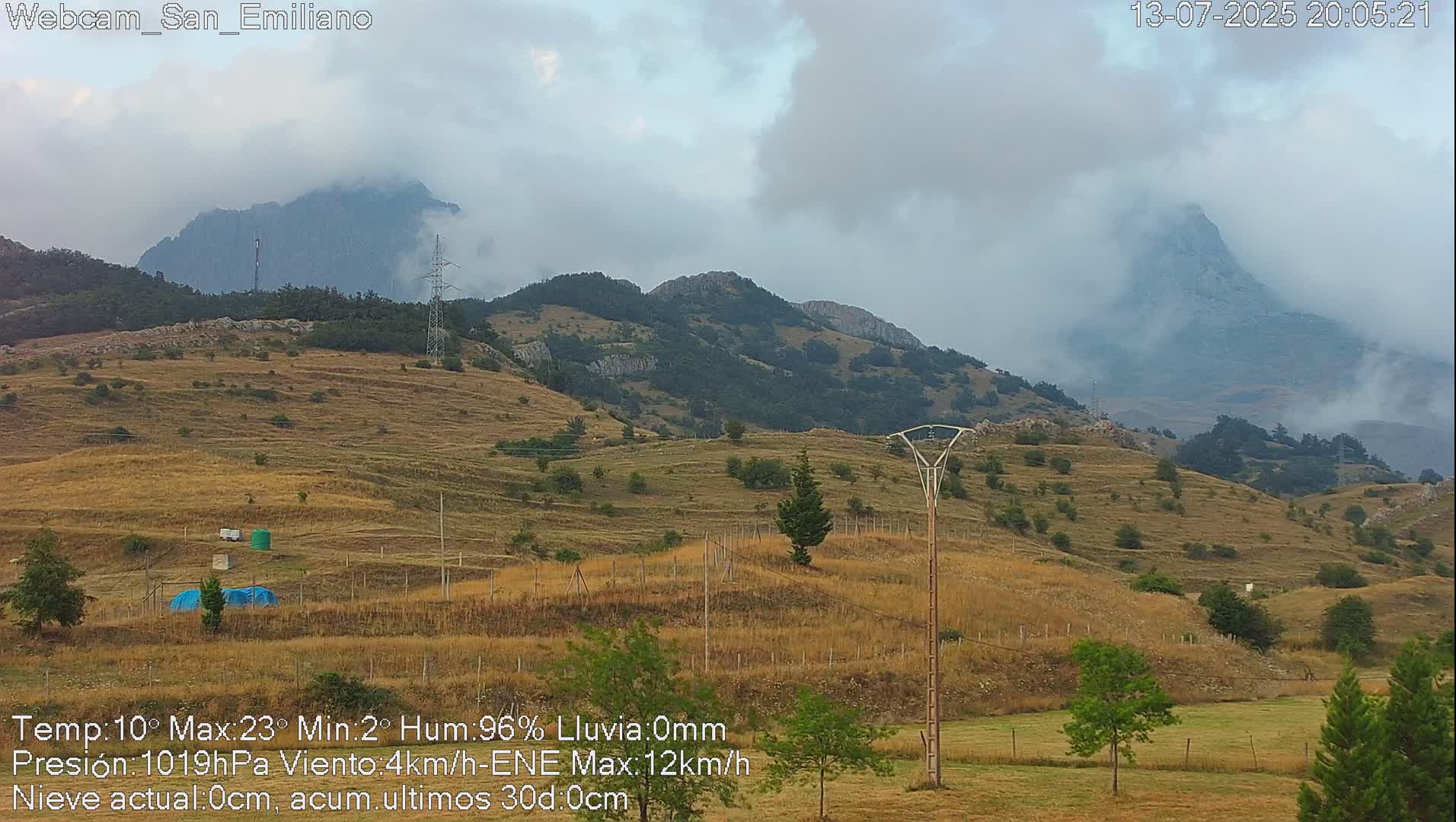 Peña Ubiña (Ubina Mount Peaks) From Babia  Panaromic Live Cam - León, Castile&Leon, Spain