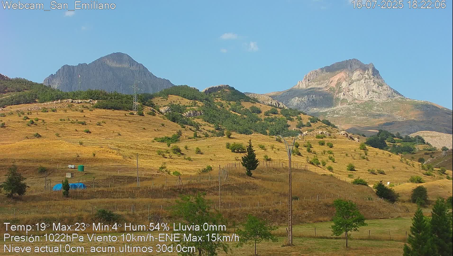 Peña Ubiña (Ubina Mount Peaks) From Babia  Panaromic Live Cam - León, Castile&Leon, Spain