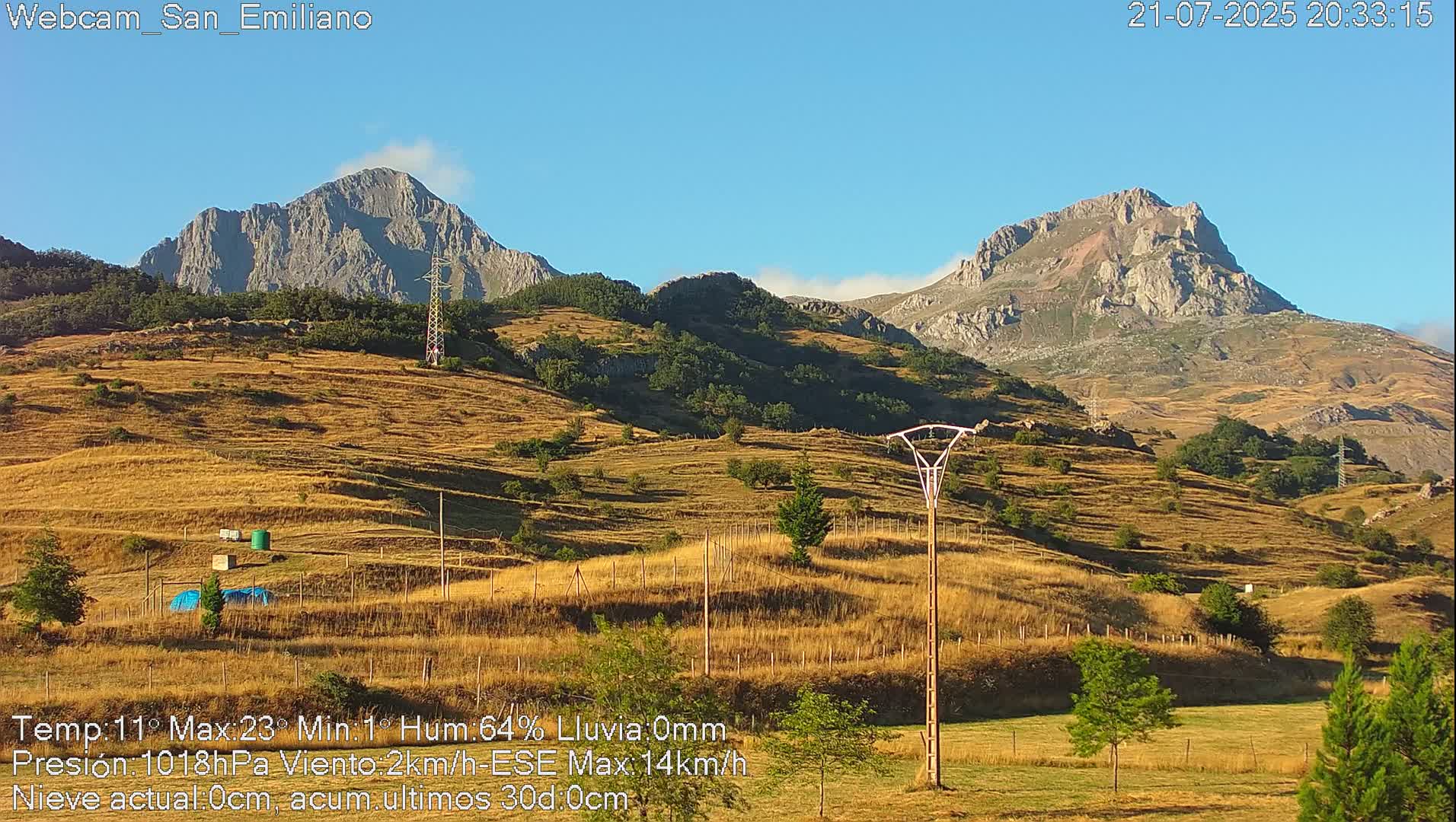 Peña Ubiña (Ubina Mount Peaks) From Babia  Panaromic Live Cam - León, Castile&Leon, Spain