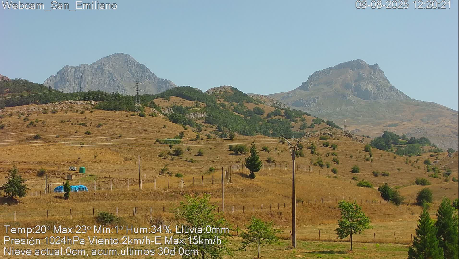 Peña Ubiña (Ubina Mount Peaks) From Babia  Panaromic Live Cam - León, Castile&Leon, Spain