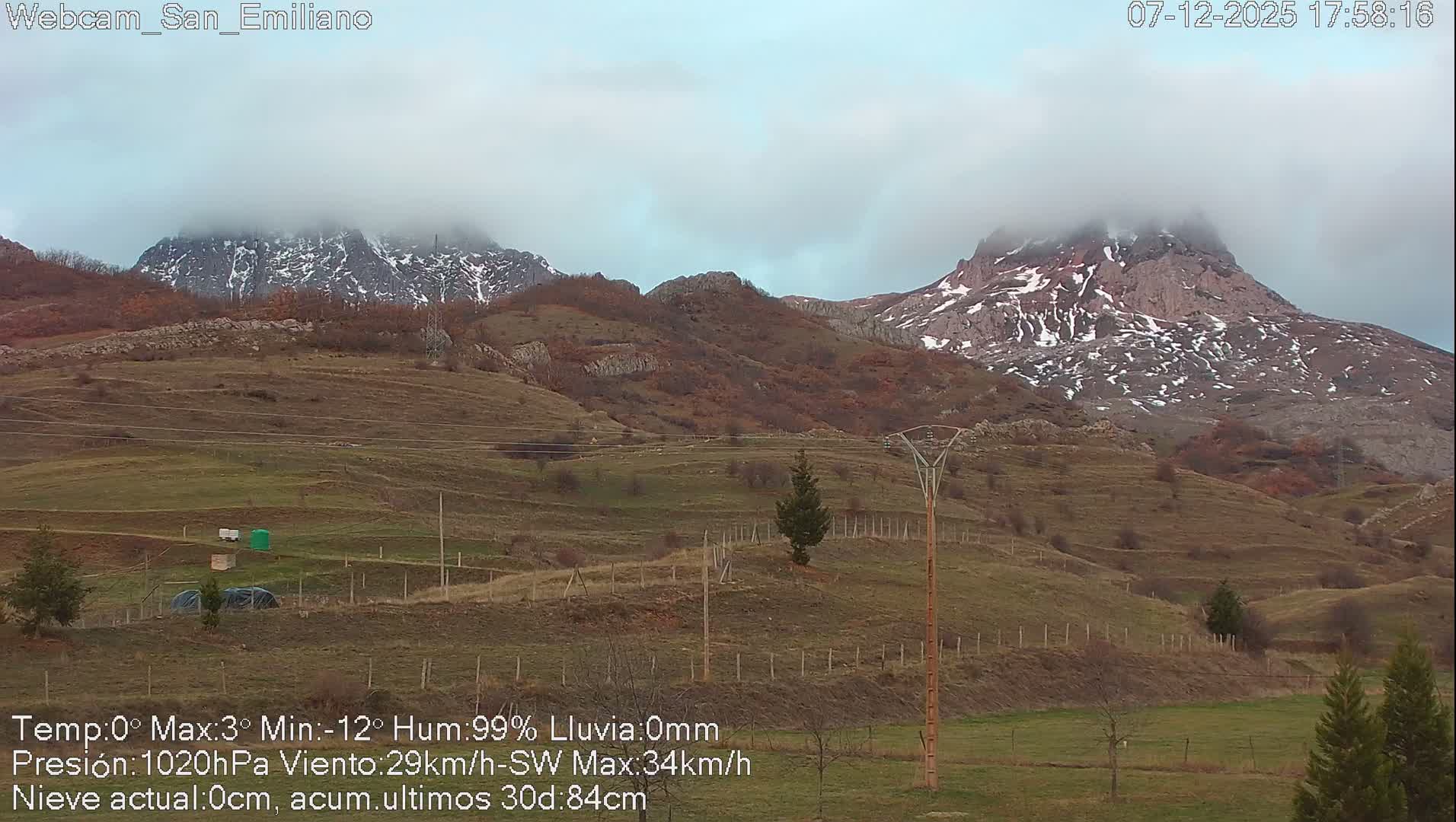 Peña Ubiña (Ubina Mount Peaks) From Babia  Panaromic Live Cam - León, Castile&Leon, Spain