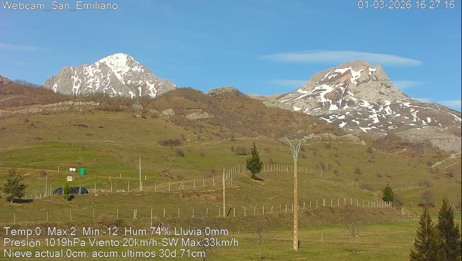 Peña Ubiña (Ubina Mount Peaks) From Babia  Panaromic Live Cam - León, Castile&Leon, Spain