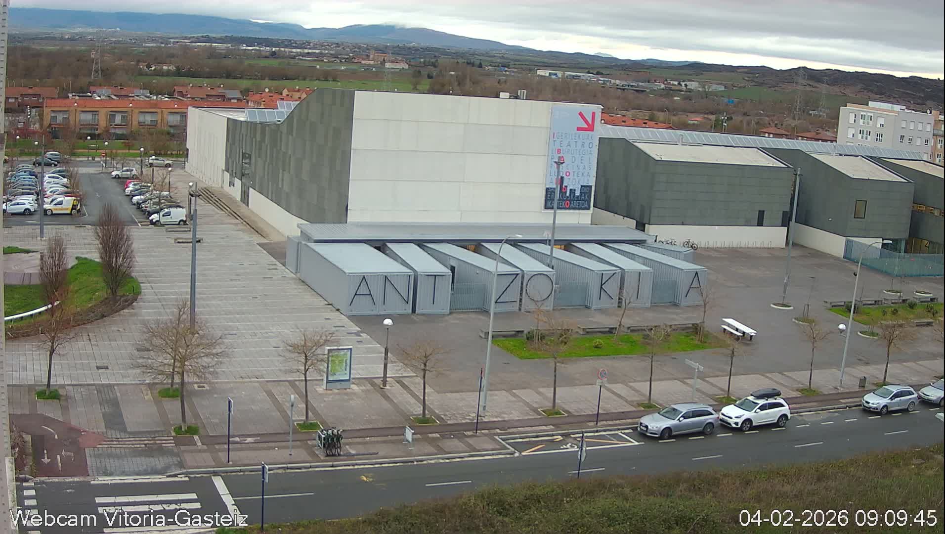 Gorbea Mount & Plain from Vitoria-Gasteiz Live Cam - Araba, Basque, Spain