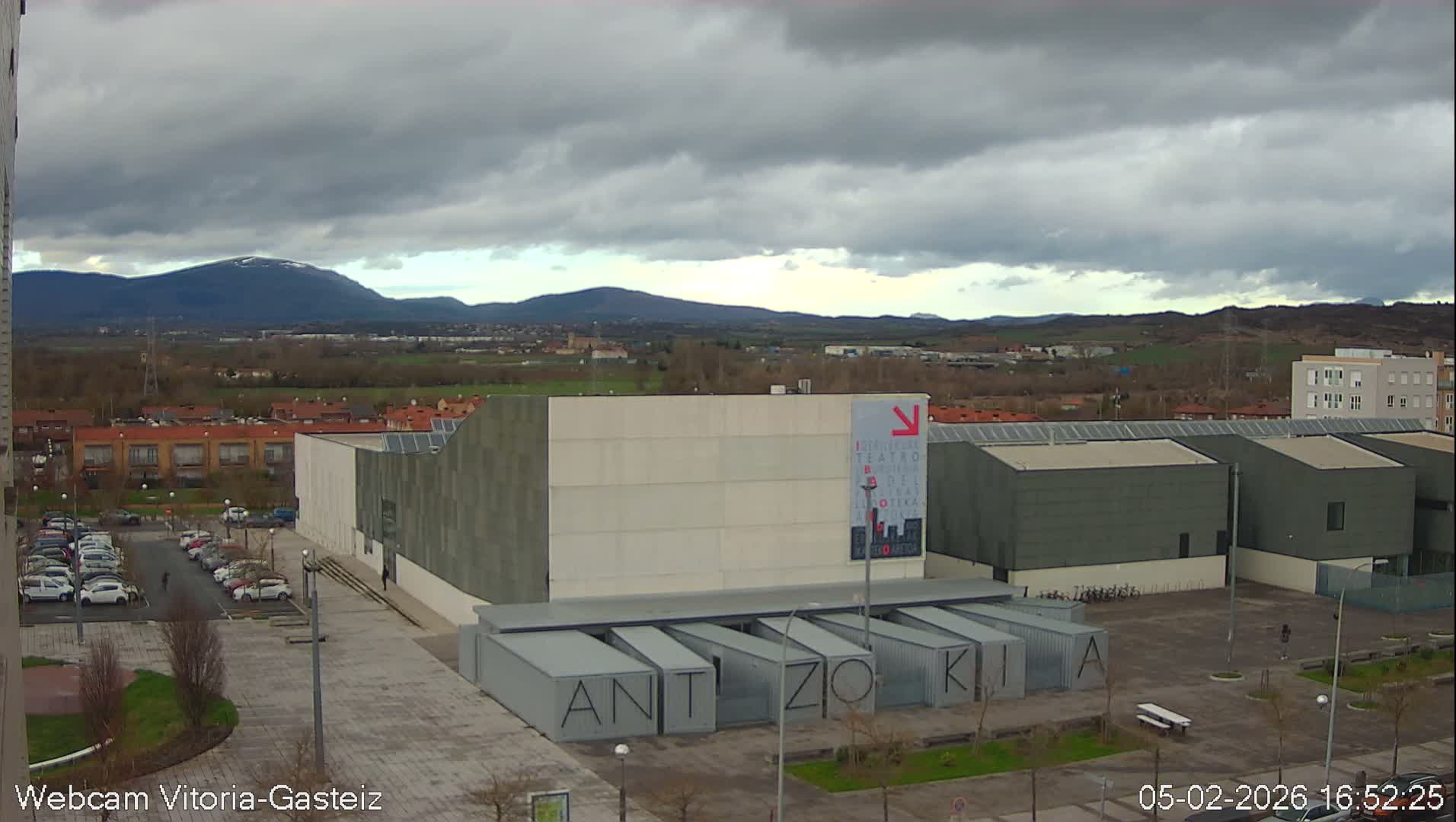 Gorbea Mount & Plain from Vitoria-Gasteiz Live Cam - Araba, Basque, Spain