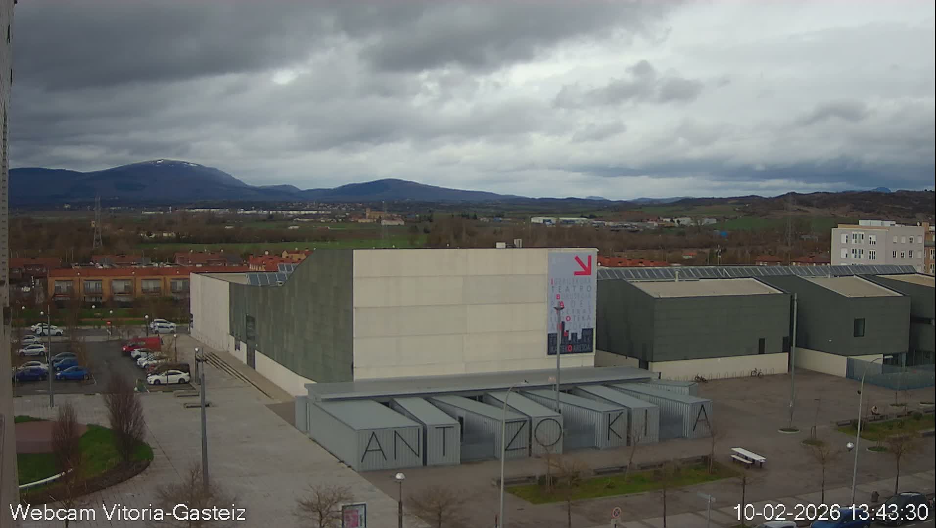 Gorbea Mount & Plain from Vitoria-Gasteiz Live Cam - Araba, Basque, Spain
