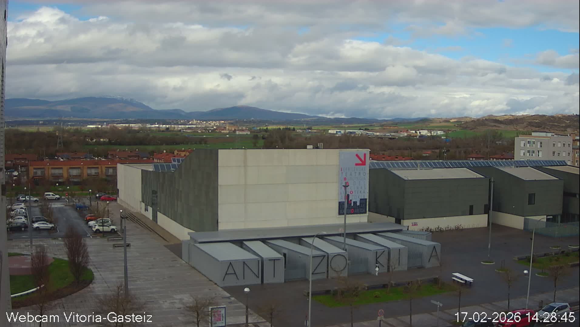 Gorbea Mount & Plain from Vitoria-Gasteiz Live Cam - Araba, Basque, Spain