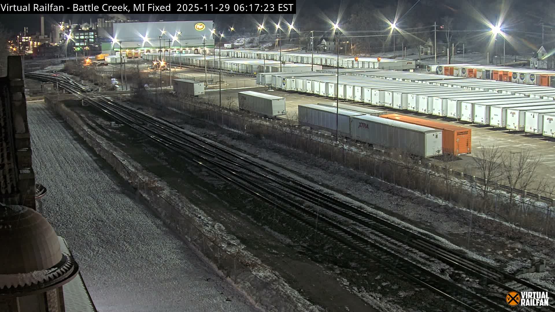 Michigan, Battle Creek Railroad Crossing & Post Shipping & Receving Depot Live Cam - Battle Creek, Calhoun, Michigan, USA